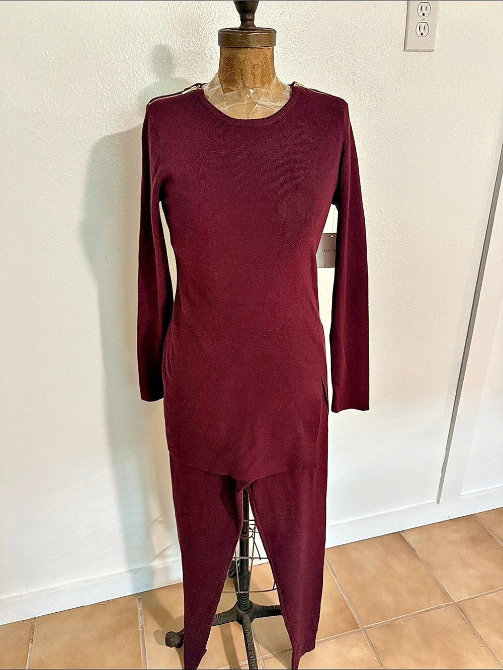 NWT Ellen Tracy Long Sleeve Maxi Dress Burgundy Sizes S & L